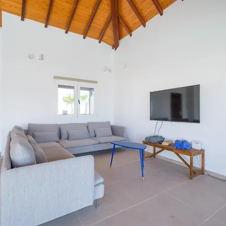 Willa Lobos With Private Pool And Bbq *